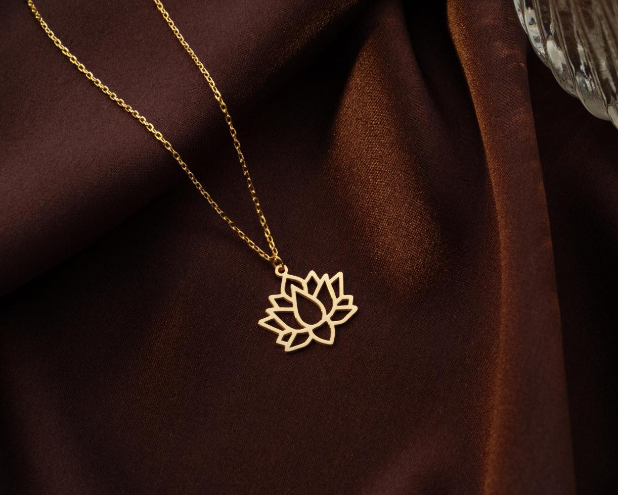 Kişiye Özel 925 Ayar Zarif Lotus Kolye